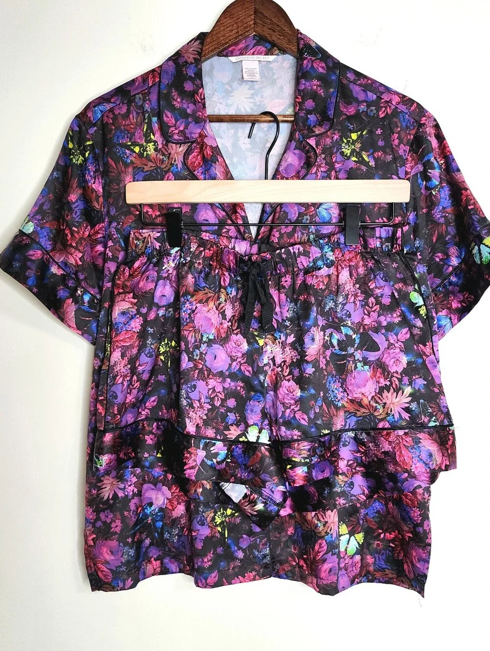 Victoria's Secret Deadstock Silky ButterflyFloral Short Sleeve Pajama Set Medium